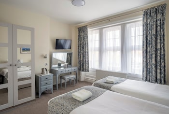 Twin Room, Inland View