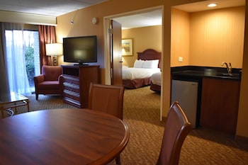 Suite Two Double Beds with Balcony