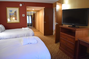 Suite Two Double Beds with Balcony