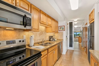 Deluxe Room, 1 Bedroom, Garden View