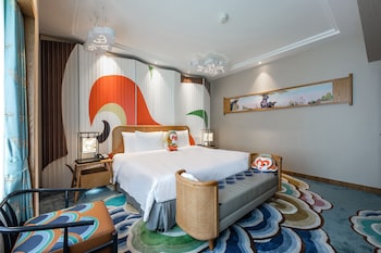 Suite, 1 King Bed (Kids Theme)