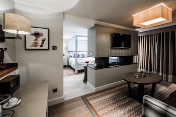 Mews Studio with access to The Club at Cottonmill Spa