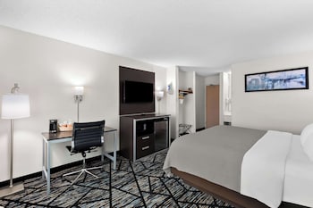Standard Room, 1 King Bed, Non Smoking