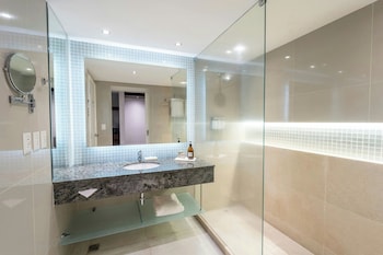 Executive Room, 1 King Bed