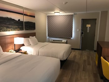 Room, 2 Double Beds, Accessible, Non Smoking (Mobility Bathtub w/Grab Bars)