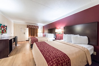 Deluxe Room, 2 Queen Beds, Non Smoking