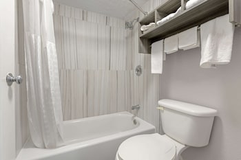Standard Room, 1 King Bed, Smoking