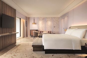 Governor Suite