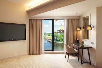 King Executive Suite