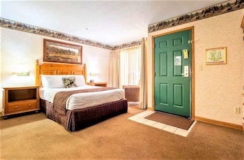 Condo, 1 Bedroom (2 Bath LakeView, Non-AC)