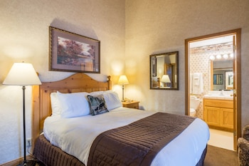 Condo, 2 Bedrooms (Lake Shore, Non-AC)