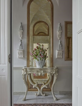 Suite (Flower Collectors)