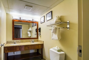 Standard Room, 2 Queen Beds, Non Smoking