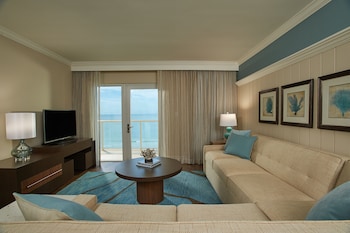 Suite, 2 Bedrooms, Beachfront (King/Queen with Lanai)