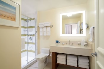 Suite, 2 Bedrooms, Tower (King/King, Standard View)