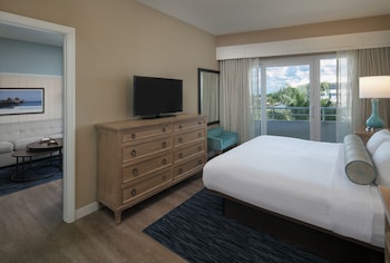 Suite, 2 Bedrooms, Tower (King/King, Standard View)