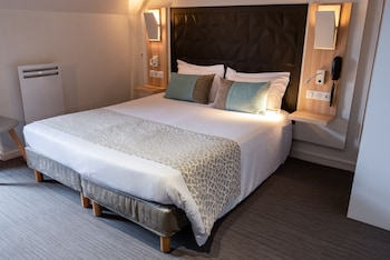 Standard Room, 1 Queen Bed