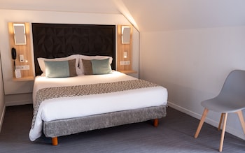 Standard Room, 1 Queen Bed