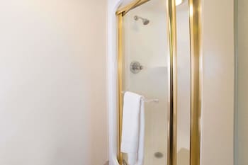 Double Room, 2 Double Beds
