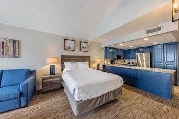 Junior Suite, 1 Queen Bed with Sofa Bed