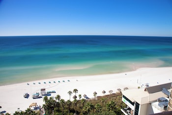 Standard Room, 2 Queen Beds, Oceanfront (High Floor)