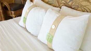 Standard Room, 2 Queen Beds, Oceanfront
