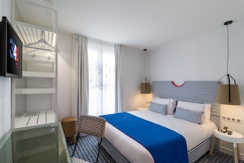 Double Room - Complimentary soft minibar, courtesy tray, digital press, fitness, sauna