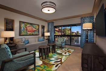 1 Bedroom Suite - Club Level
