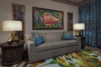 1 Bedroom Suite - Club Level