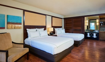Room, 2 Queen Beds, Garden View