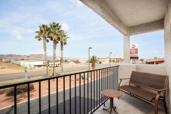 Suite, 1 King Bed, Non Smoking, Balcony (Walk-in Shower;with Sofabed)