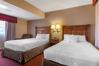 Family Suite, Multiple Beds, Non Smoking, Refrigerator & Microwave