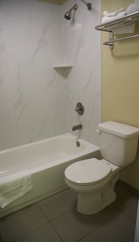 Room, 1 King Bed, Accessible, Non Smoking (Mobility Accessible)