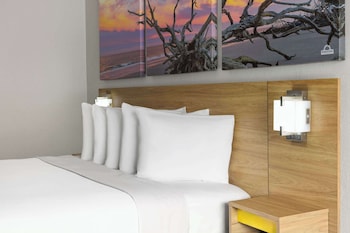 Deluxe Room, 1 King Bed, Non Smoking