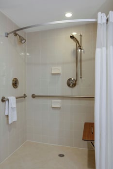 Room, 1 King Bed (High Floor)