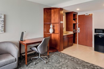 Suite, 1 Bedroom (High Floor)