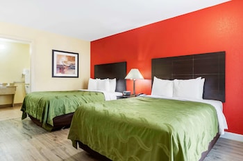 Standard Room, 2 Queen Beds, Smoking