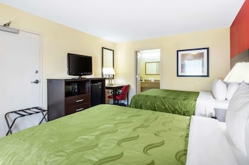 Standard Room, 2 Queen Beds, Smoking