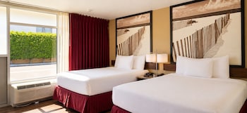 Standard Room, 2 Queen Beds, Non Smoking