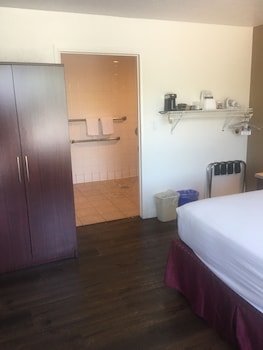 Standard Single Room, 1 Twin Bed, Accessible