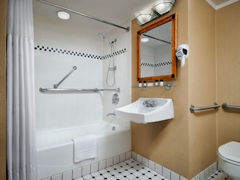 Standard Room, 1 King Bed, Harbor View