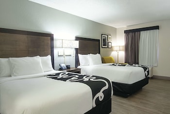 Room, 2 Double Beds, Accessible, Non Smoking (Bathtub w/ Grab Bars)