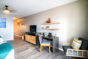 Deluxe Room, Oceanfront