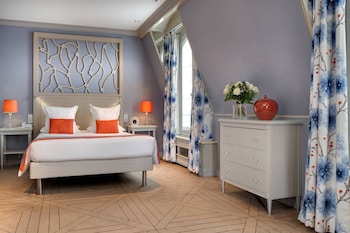 Suite, view Arc de Triomphe