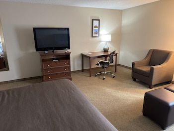Suite, 1 King Bed, Non Smoking