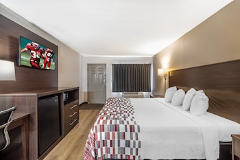 Deluxe Room, 1 King Bed, Smoking