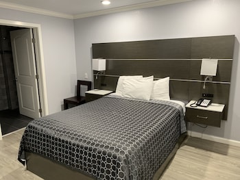 Room, 1 Queen Bed - Handicap Accessible