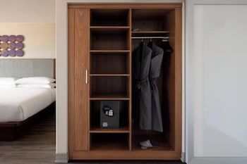 2 King Beds, Junior Suite