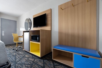 Room, 1 King Bed, Accessible, Non Smoking