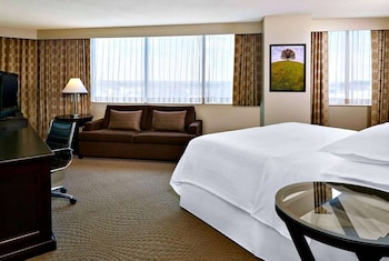 Executive Room, 1 King Bed, Non Smoking
